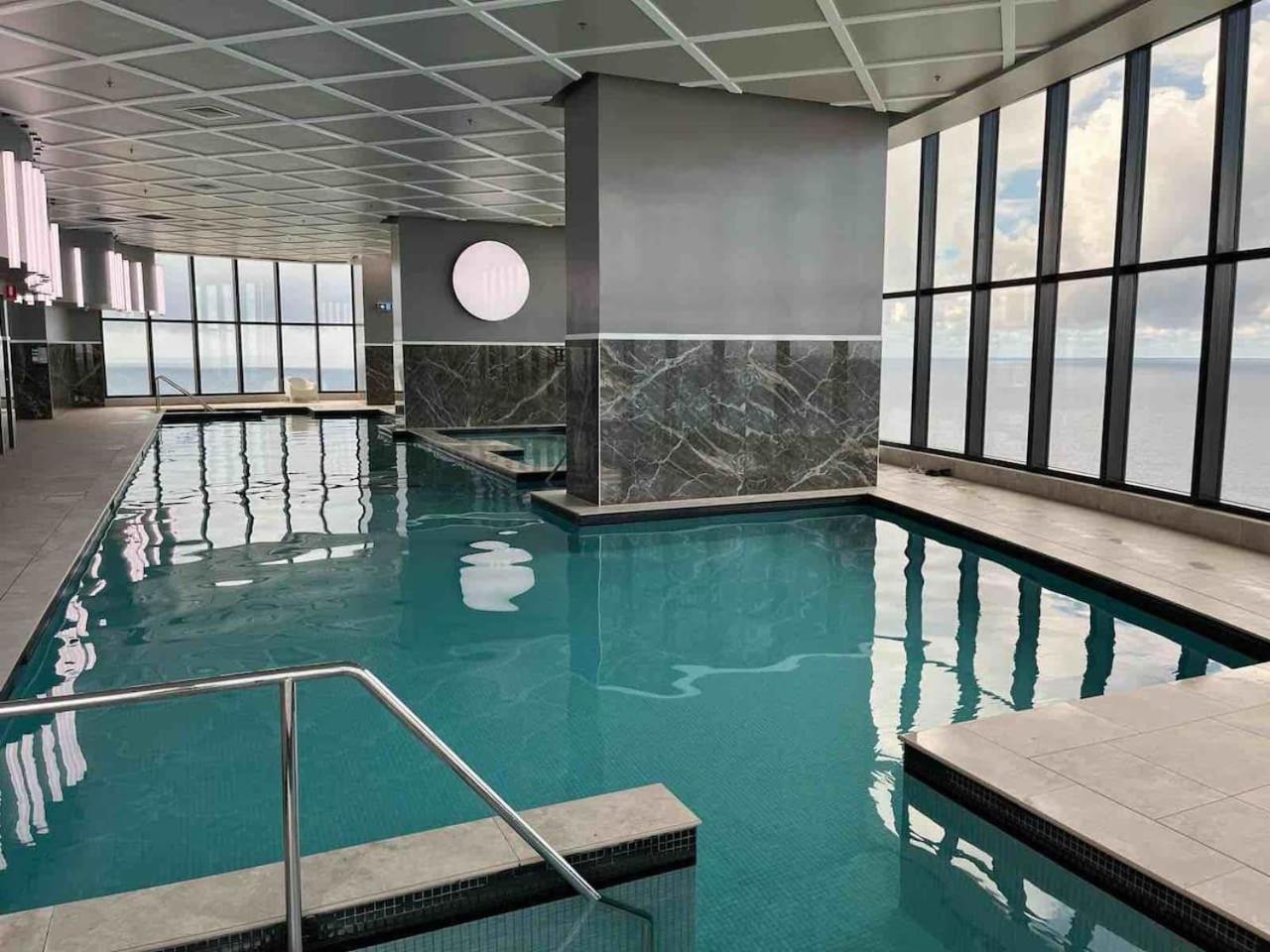 Sky In Surfers Paradise With Panoramic Views Apartment *