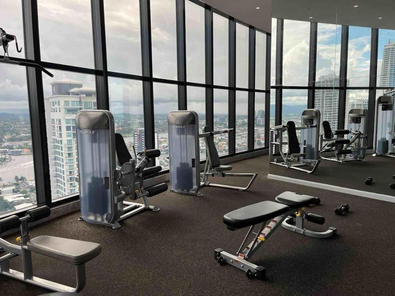 Sky In Surfers Paradise With Panoramic Views Apartment *