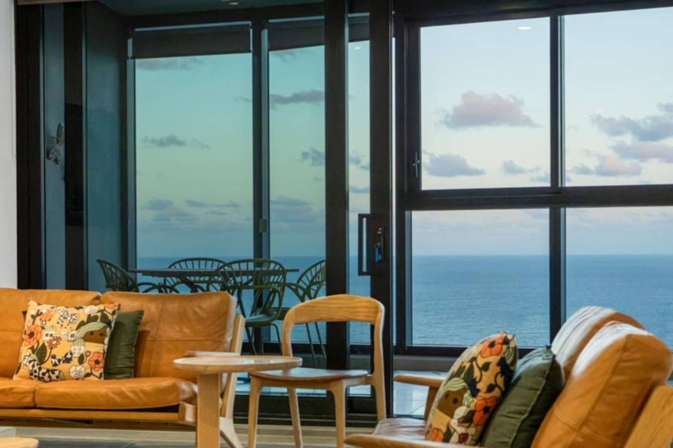 Sky In Surfers Paradise With Panoramic Views Apartment